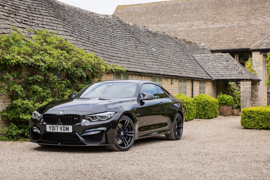  BMW M4 Coupe (F82) 2017 года  (UK) (фото 1 из 26)